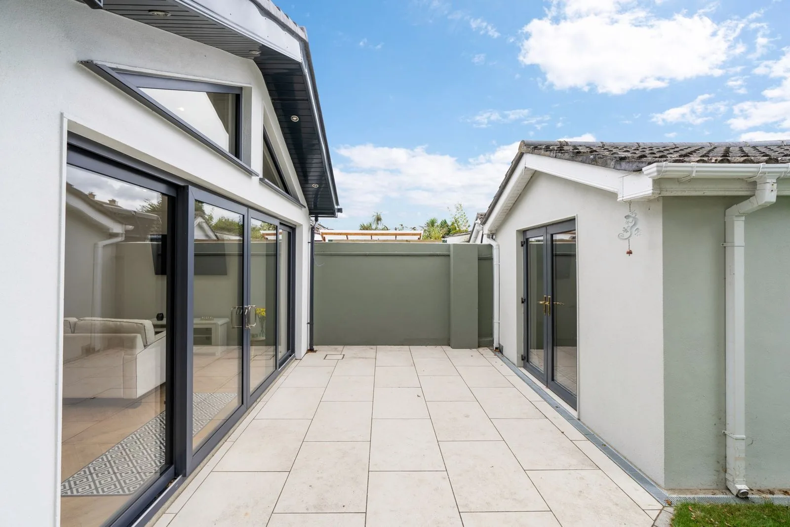 Bath — Modern Rear Extension project gallery image 9
